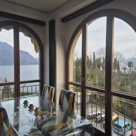 View Tower Гиффа