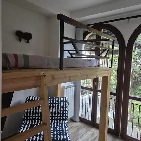 View Tower Гиффа